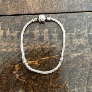 Pandora moments snake Chain bracelet